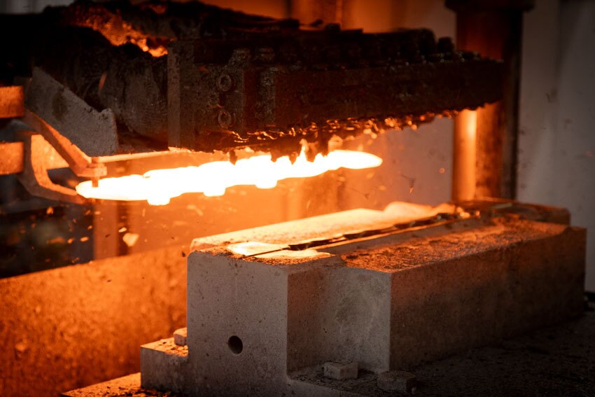 Forging platters in a press